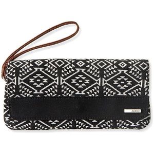 Aeropostale Geo Print wallet